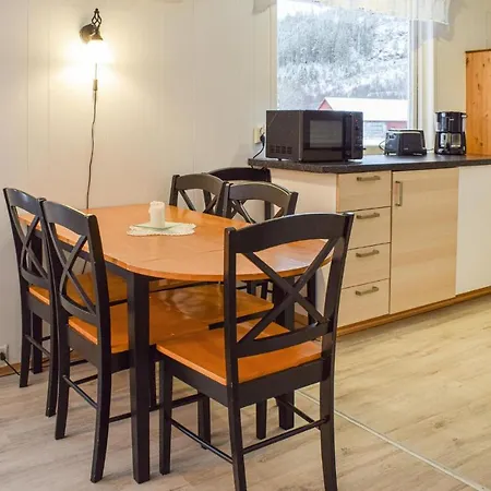 Сasa de vacaciones 3 Bedroom Lovely In Nord-Statland